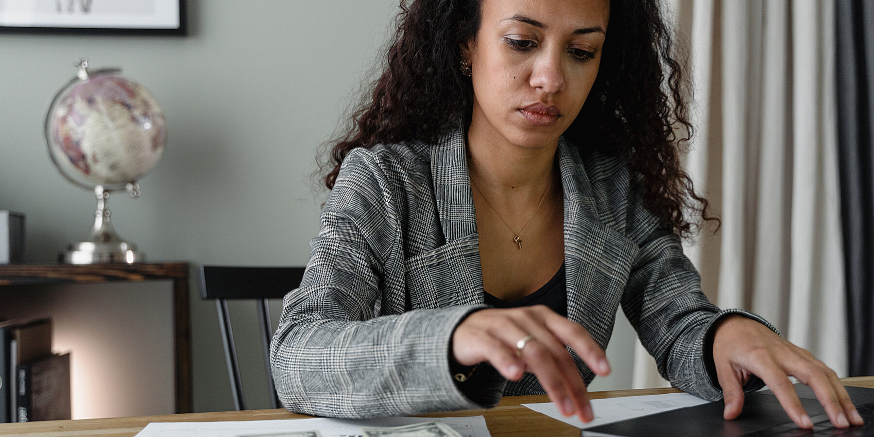 4 Tips for saving money in 2023