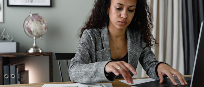 4 tips for saving money in 2023 4 Tips for saving money in 2023